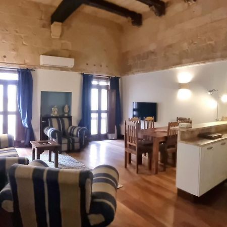 Vallettacharme - 2 Bedrooms Flat In The Heart Of The City Екстериор снимка